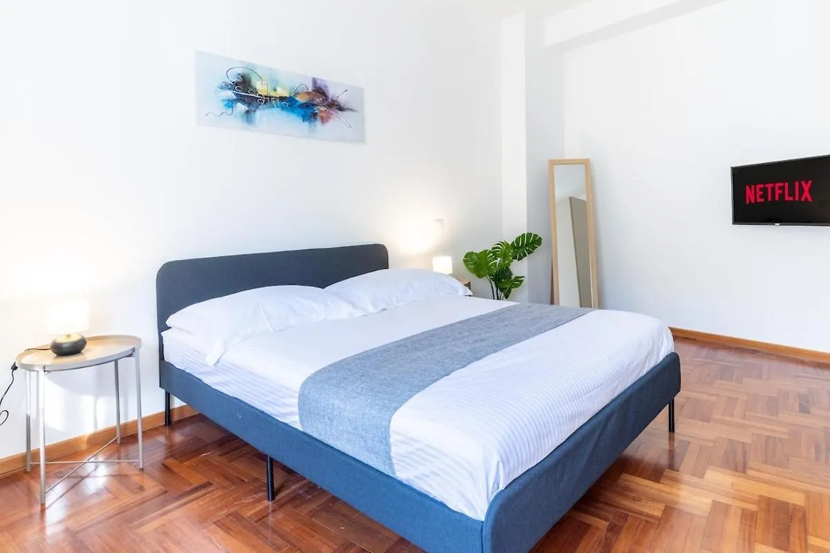 Duomo-Navigli - Two Bedrooms & Terrace With Wi-Fi Μιλάνο